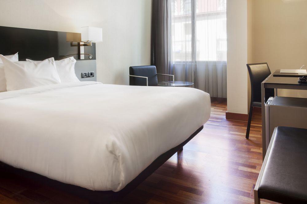 Ac Hotel Avenida De America By Marriott Madrid Eksteriør bilde