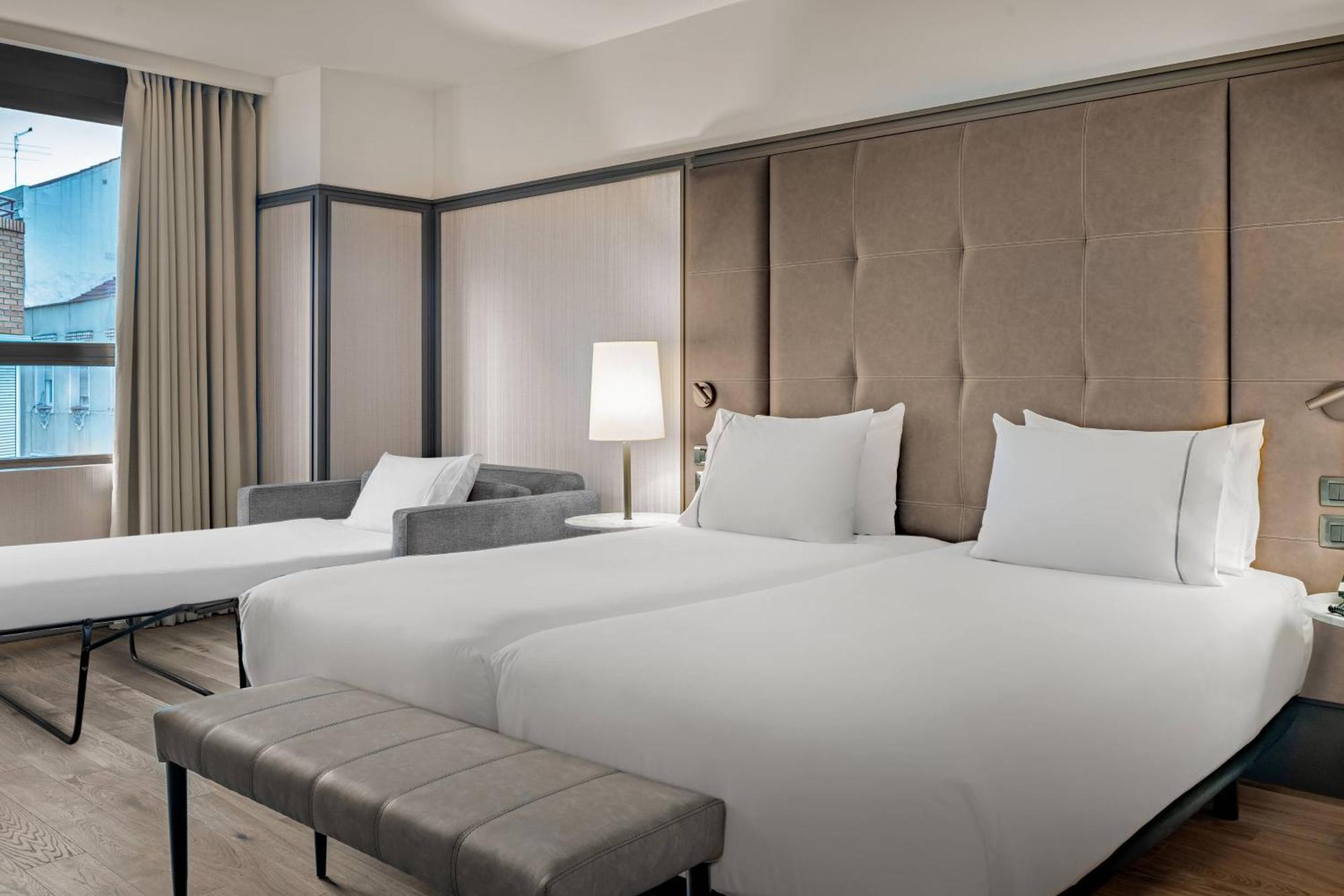 Ac Hotel Avenida De America By Marriott Madrid Eksteriør bilde