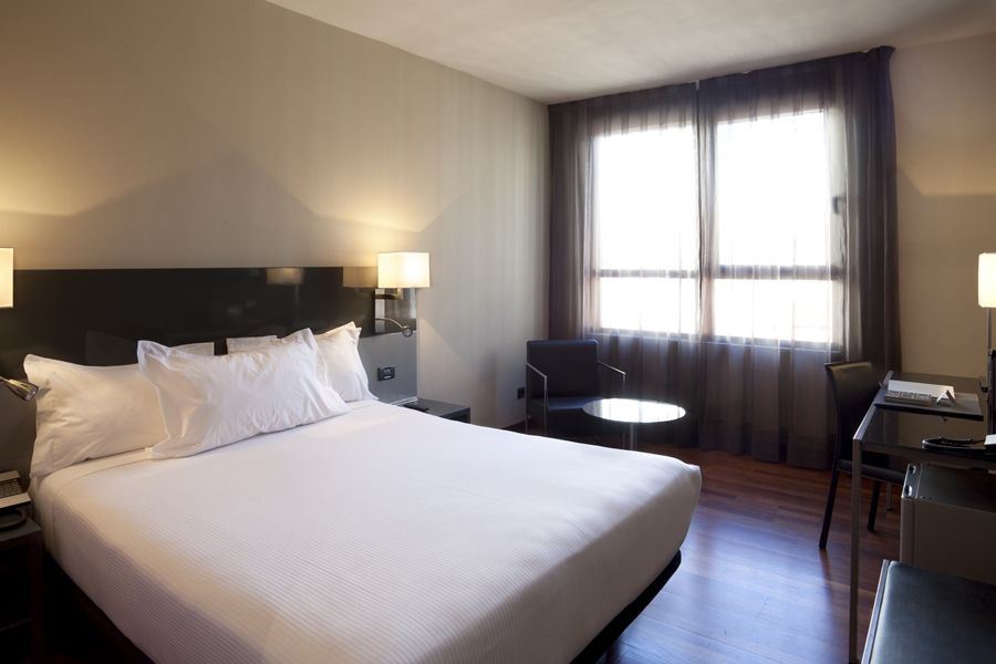 Ac Hotel Avenida De America By Marriott Madrid Eksteriør bilde